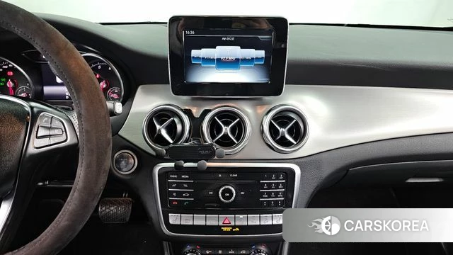 Mercedes-Benz GLA-Class X156 2018 Белый из Кореи, фото 5