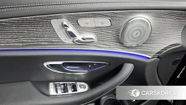 Mercedes-Benz E-Class W213 2023 Черный из Кореи, фото 5