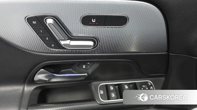 Mercedes-Benz GLB-Class X247 2021 Белый из Кореи, фото 5