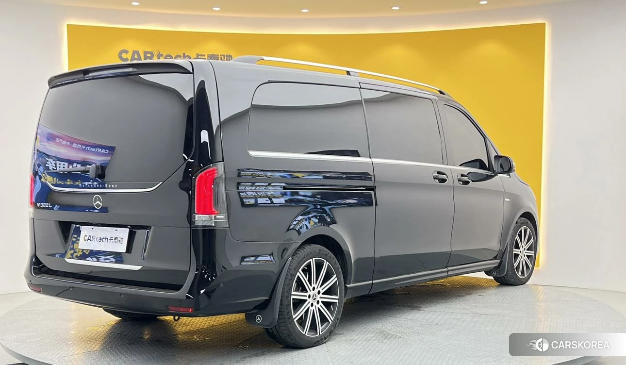 Mercedes-Benz V-class 2024 Черный из Китая, фото 5
