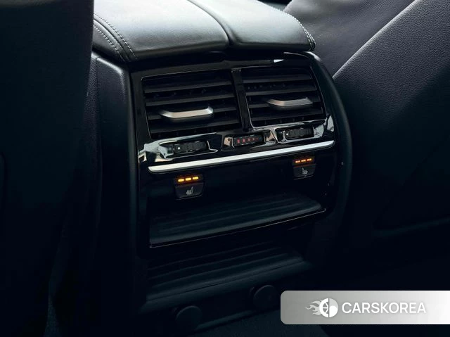 BMW 5 Series (G30) 2018 Синий из Кореи, фото 5