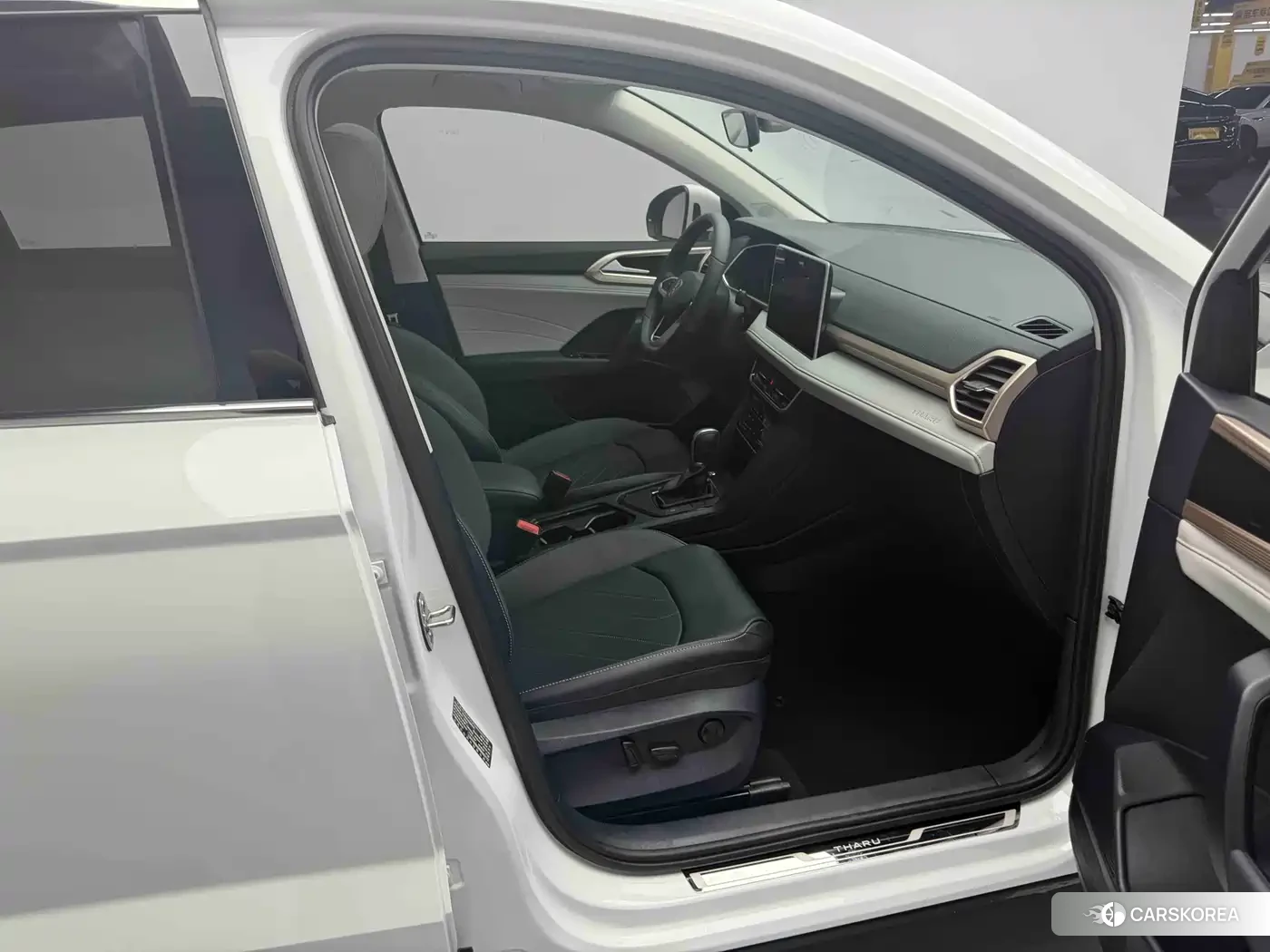Volkswagen Tharu 2024 Белый из Китая, фото 6