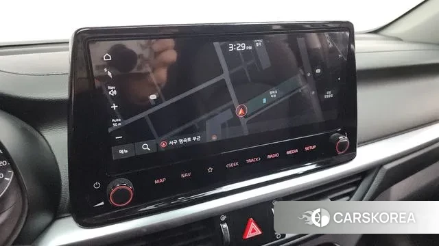 Kia The New K3 2nd generation 2021 Белый из Кореи, фото 5