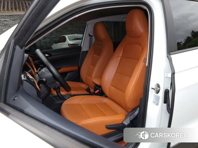 Volkswagen Tuyue 2024 Белый из Китая, фото 5