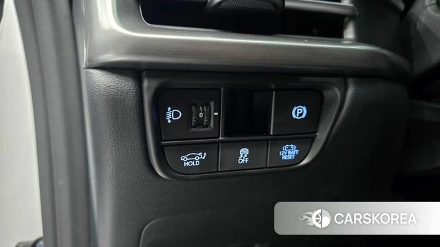 Hyundai Grandeur Hybrid (GN7) 2023 Белый из Кореи, фото 5