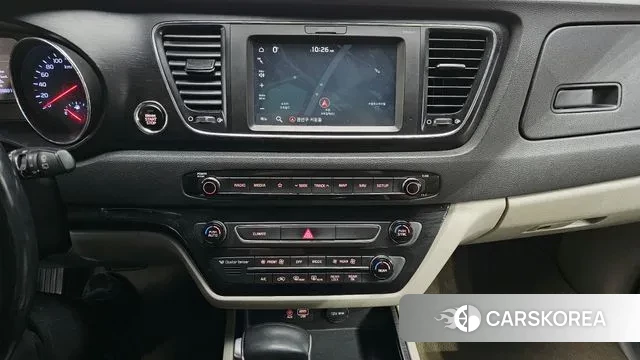 Kia The New Carnival 2019 Белый из Кореи, фото 5