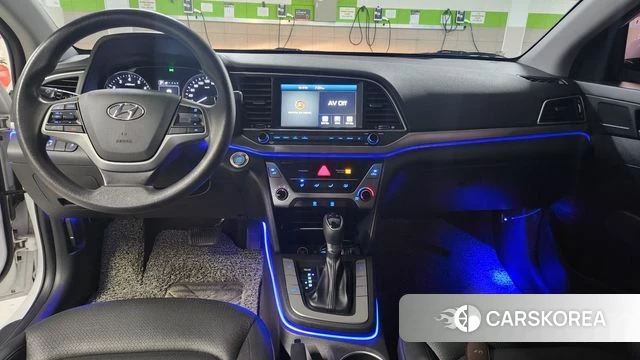 Hyundai Avante AD 2018 Белый из Кореи, фото 5