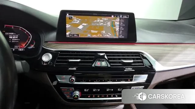 BMW 5 Series (G30) 2020 Синий из Кореи, фото 5