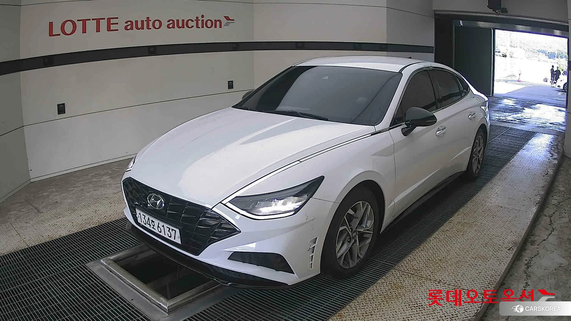 Hyundai Sonata 2023 Serenity White Pearl (Optional addition) из Кореи, фото 5