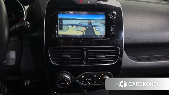 Renault Korea (Samsung) Clio 2018 Белый из Кореи, фото 5