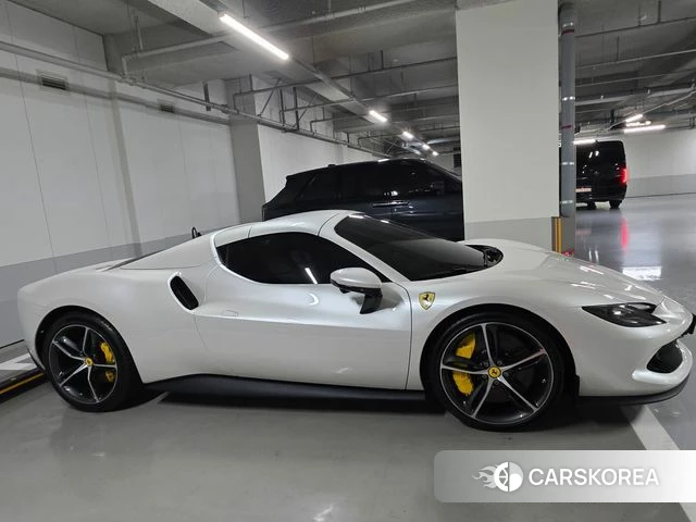 Ferrari 296 GTS 2024 Белый из Кореи, фото 5