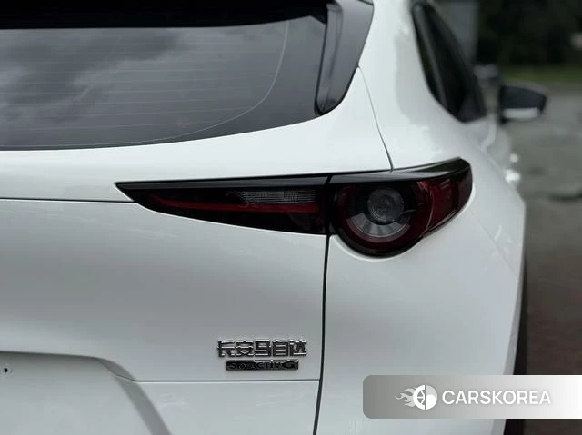 Mazda CX-30 2021 Белый из Китая, фото 5