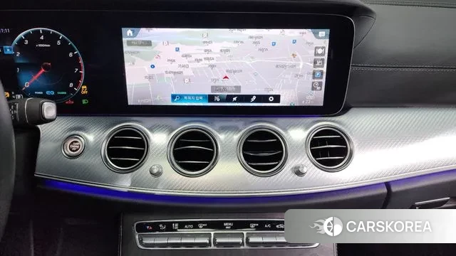 Mercedes-Benz E-Class W213 2021 Серебристо-серый из Кореи, фото 5