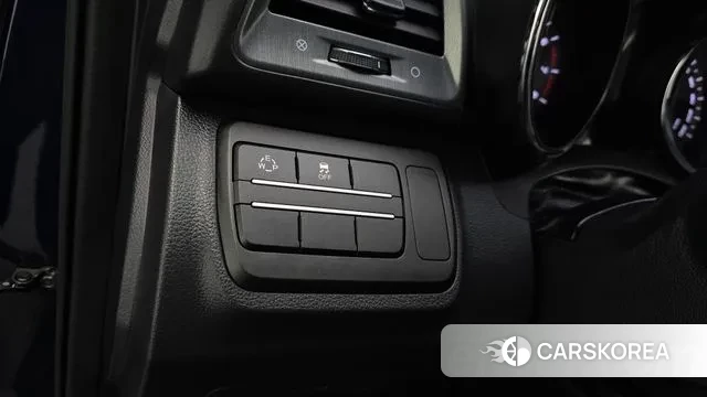 Ssangyong Tivoli Armor 2018 Синий из Кореи, фото 5