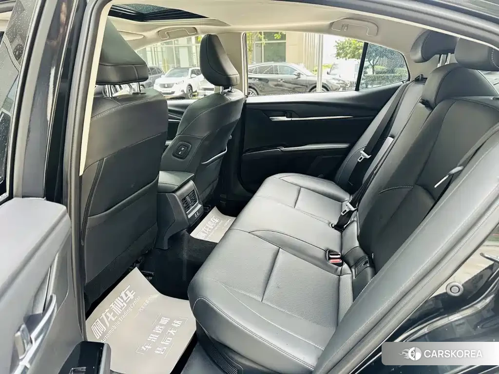 Toyota Camry 2025 Silver/gray из Китая, фото 5
