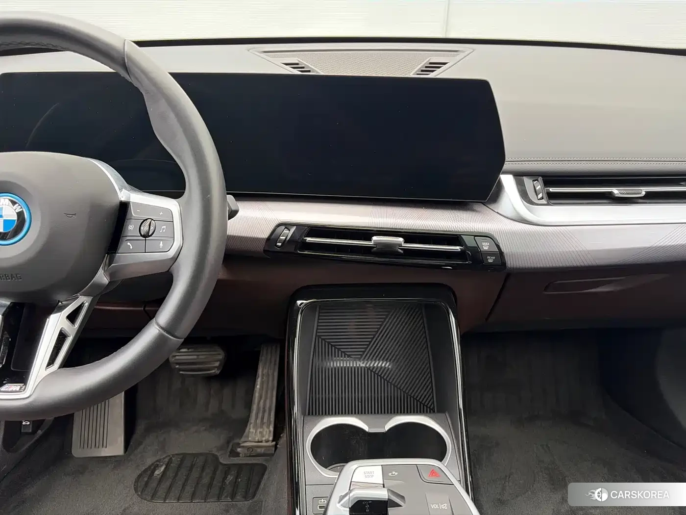 BMW iX1 2025 Белый из Китая, фото 5
