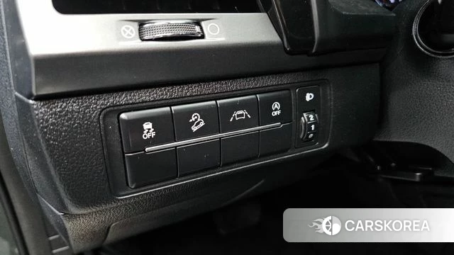 Ssangyong The New Rexton Sports Cannes 2022 Темно-зеленый из Кореи, фото 5