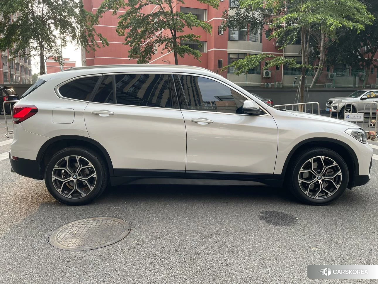 BMW X1 2021 Белый из Китая, фото 5