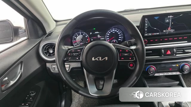Kia The New K3 2nd generation 2021 Белый из Кореи, фото 5