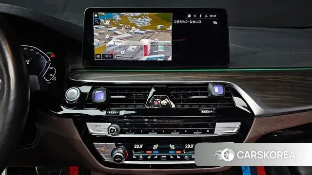 BMW 5 Series (G30) 2021 Белый из Кореи, фото 5