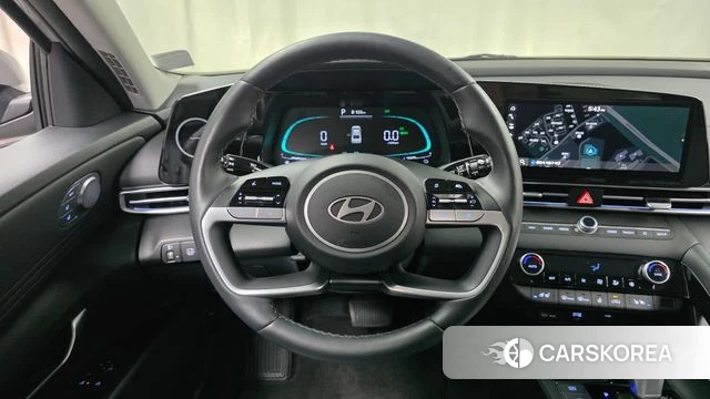 Hyundai The New Avante Hybrid (CN7) 2023 Серебристо-серый из Кореи, фото 5