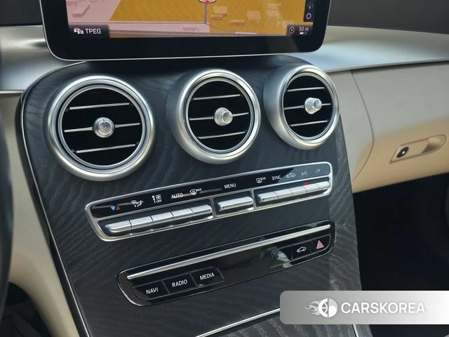 Mercedes-Benz C-Class W205 2019 Серый из Кореи, фото 5