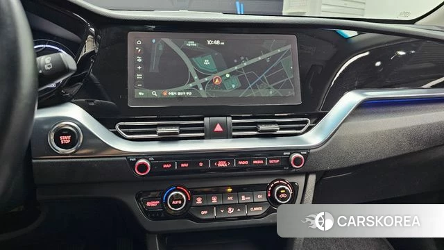 Kia Niro Plus 2023 Белый из Кореи, фото 5