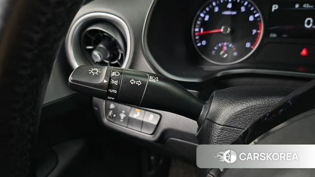 Kia The New K3 2nd generation 2021 Белый из Кореи, фото 5