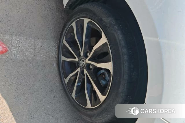 Toyota Lei Ling 2023 Белый из Китая, фото 5