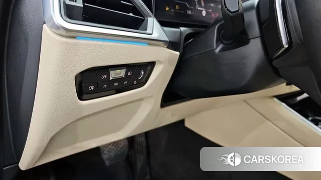 BMW 3 Series (G20) 2024 Белый из Кореи, фото 5