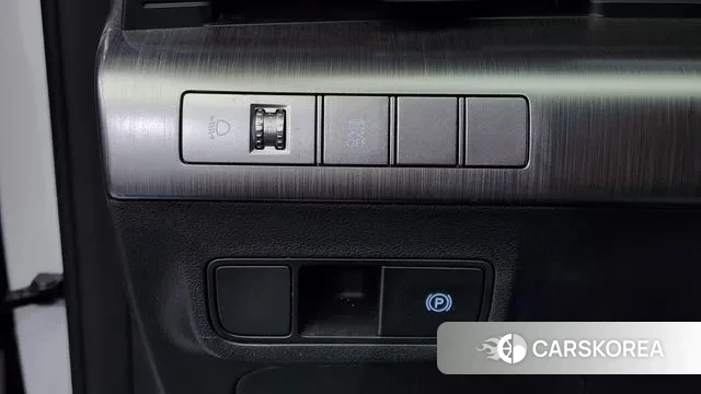 Hyundai Kona (SX2) 2023 Белый из Кореи, фото 5