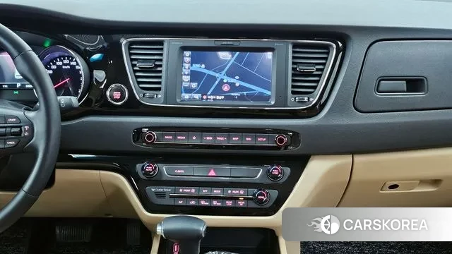 Kia The New Carnival 2018 Белый из Кореи, фото 5