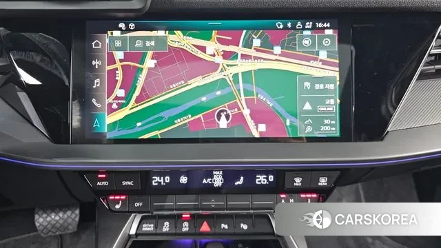 Audi A3 (8Y) 2023 Белый из Кореи, фото 5