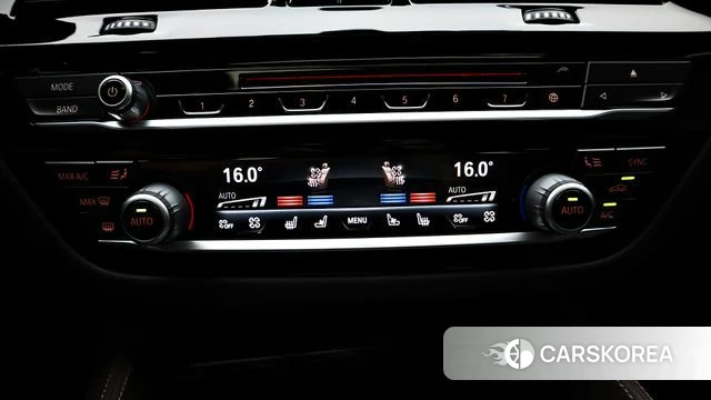 BMW 5 Series (G30) 2018 Серый из Кореи, фото 5