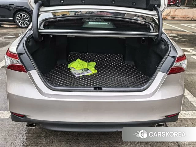 Toyota Camry 2023 Шампань из Китая, фото 5