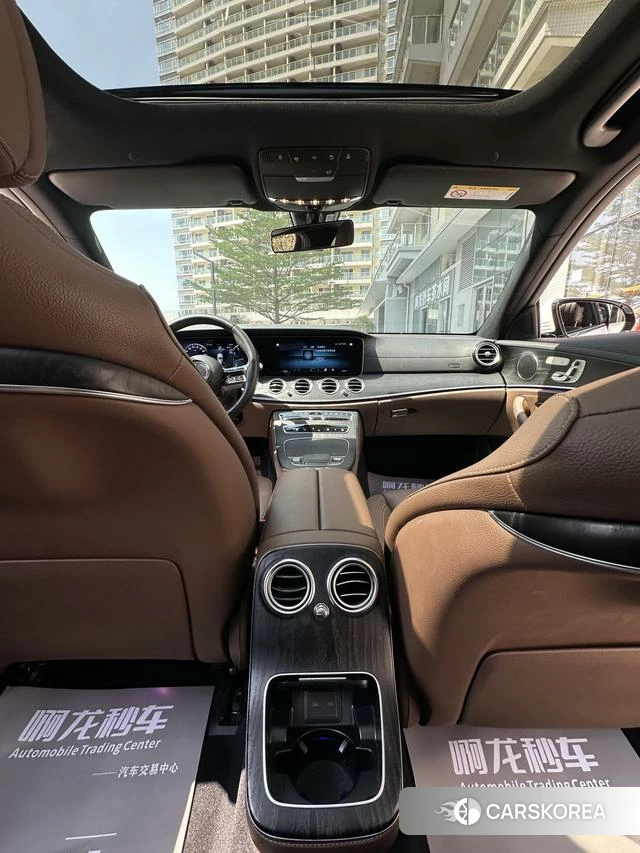 Mercedes-Benz E-class 2023 Белый из Китая, фото 5