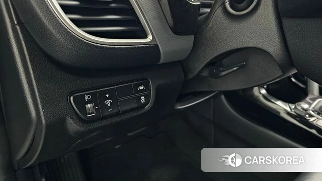 Kia Seltos 2022 Белый из Кореи, фото 5