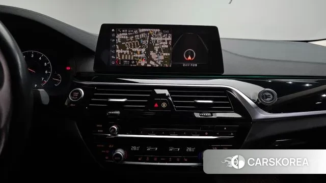 BMW 5 Series (G30) 2019 Серебряный из Кореи, фото 5