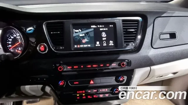 Kia The New Carnival 2019 Белый из Кореи, фото 5