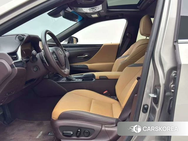 Lexus ES 2021 Серебристо-серый из Китая, фото 5