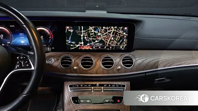 Mercedes-Benz E-Class W213 2021 Черный из Кореи, фото 5