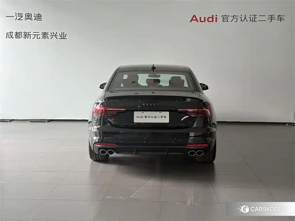 Audi S4 2025 Черный из Китая, фото 5