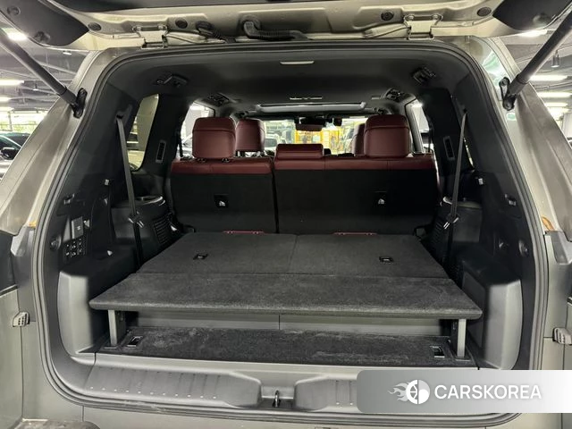 Lexus LX 4th Generation 2025 Серебряный из Кореи, фото 5