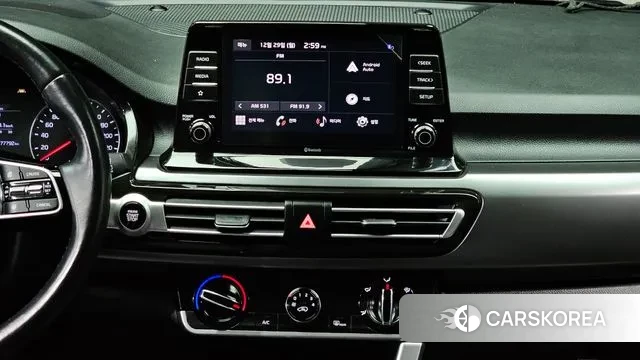 Kia Seltos 2021 Серый из Кореи, фото 5