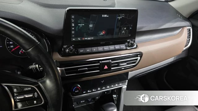 Kia Seltos 2021 Белый из Кореи, фото 5