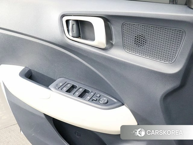 Hyundai Venue 2020 Белый из Кореи, фото 5