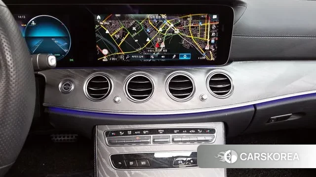 Mercedes-Benz E-Class W213 2022 Серебристо-серый из Кореи, фото 5