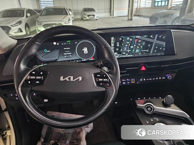 Kia EV6 2022 Белый из Кореи, фото 5