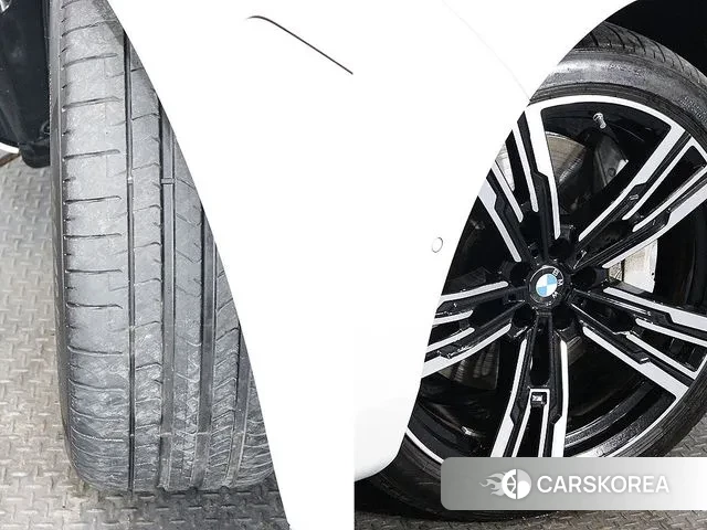 BMW 7 Series (G70) 2023 Белый двухцветный из Кореи, фото 5