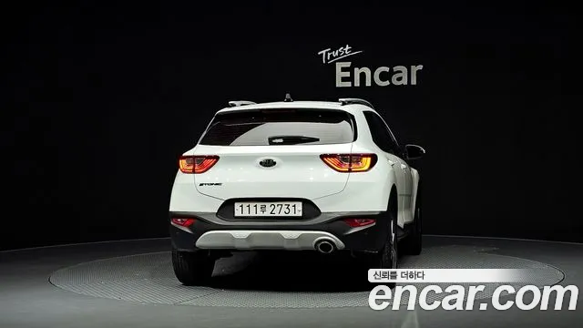 Kia Stonic 2018 Белый из Кореи, фото 5